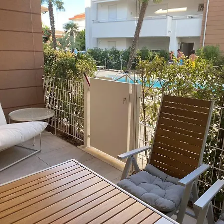 Appartamento Fronte Piscina Lido di Jesolo